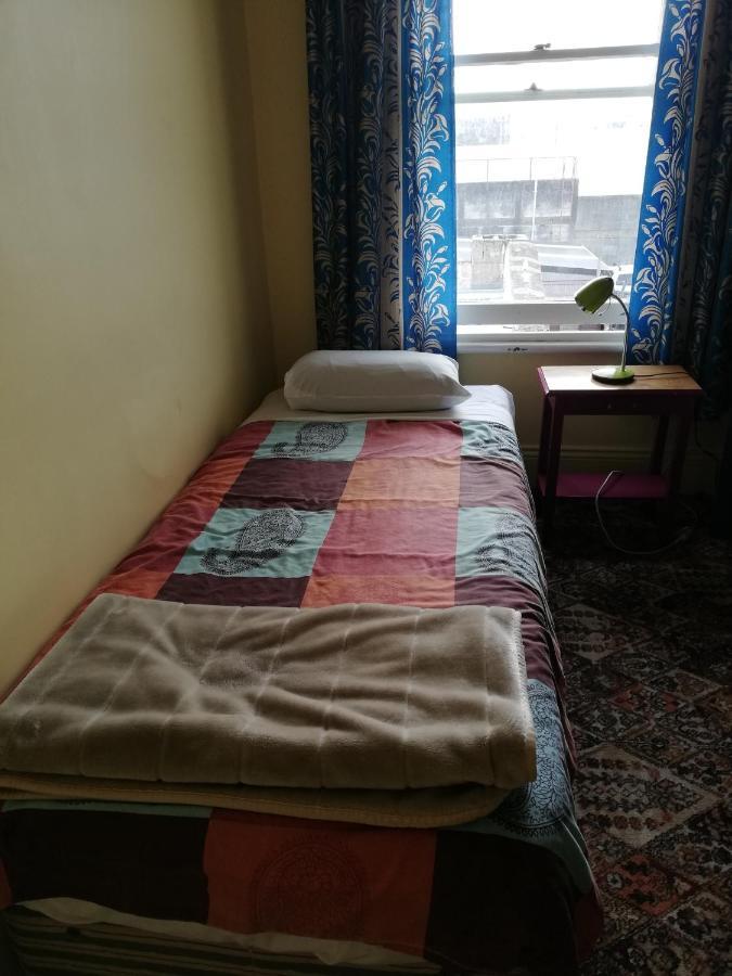 Empire Hotel Backpackers Оамару Екстер'єр фото